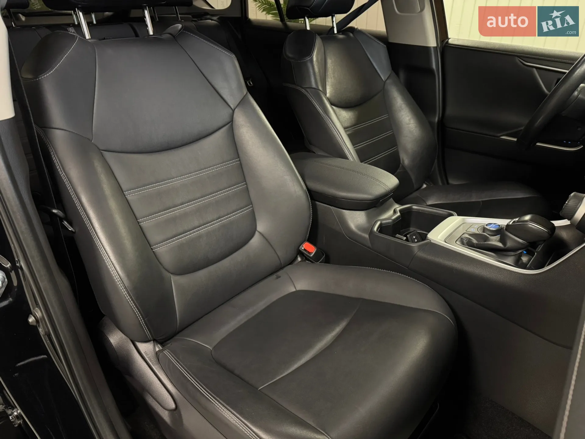 2021 Toyota RAV 4 - мініатюра 22