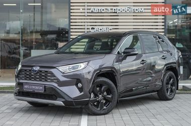 Внедорожник / Кроссовер Toyota RAV4 2020 в Львове