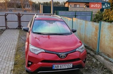 Позашляховик / Кросовер Toyota RAV4 2017 в Вінниці