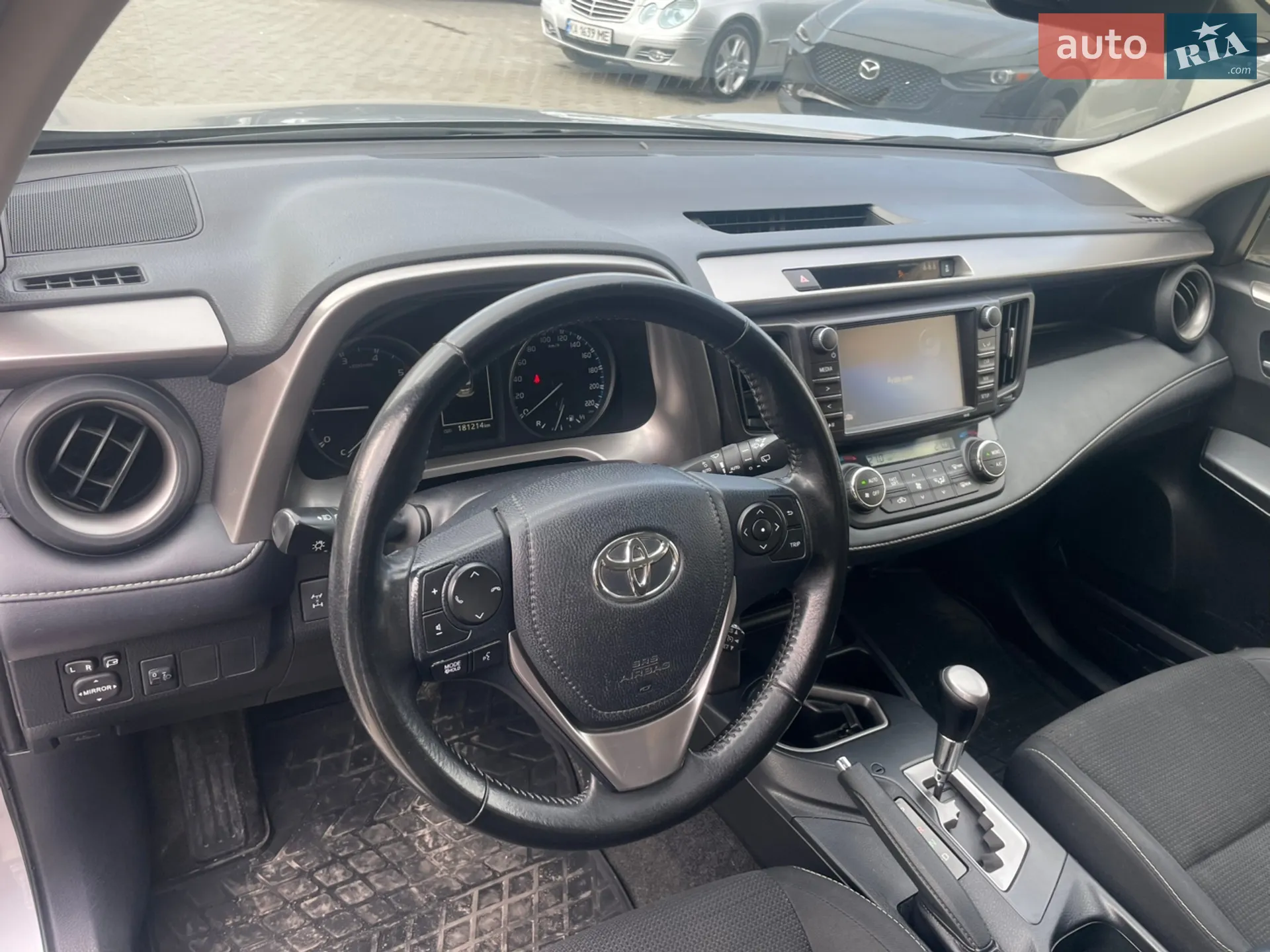 2017 Toyota RAV 4 - мініатюра 10