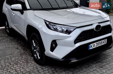 Внедорожник / Кроссовер Toyota RAV4 2023 в Броварах