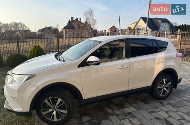 Внедорожник / Кроссовер Toyota RAV4 2017 в Дрогобыче
