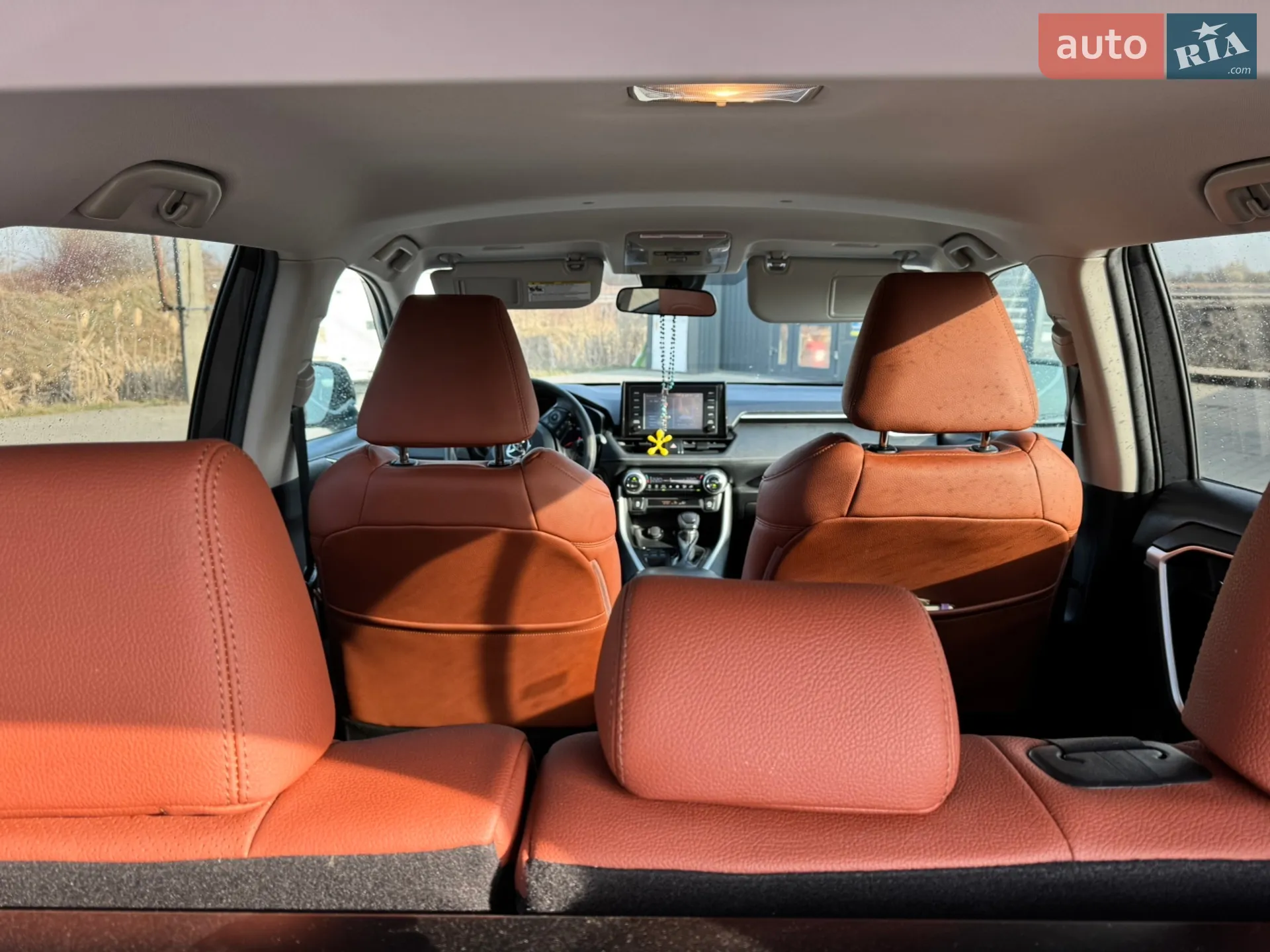 2020 Toyota RAV 4 - мініатюра 10