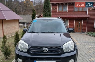 Позашляховик / Кросовер Toyota RAV4 2004 в Луцьку