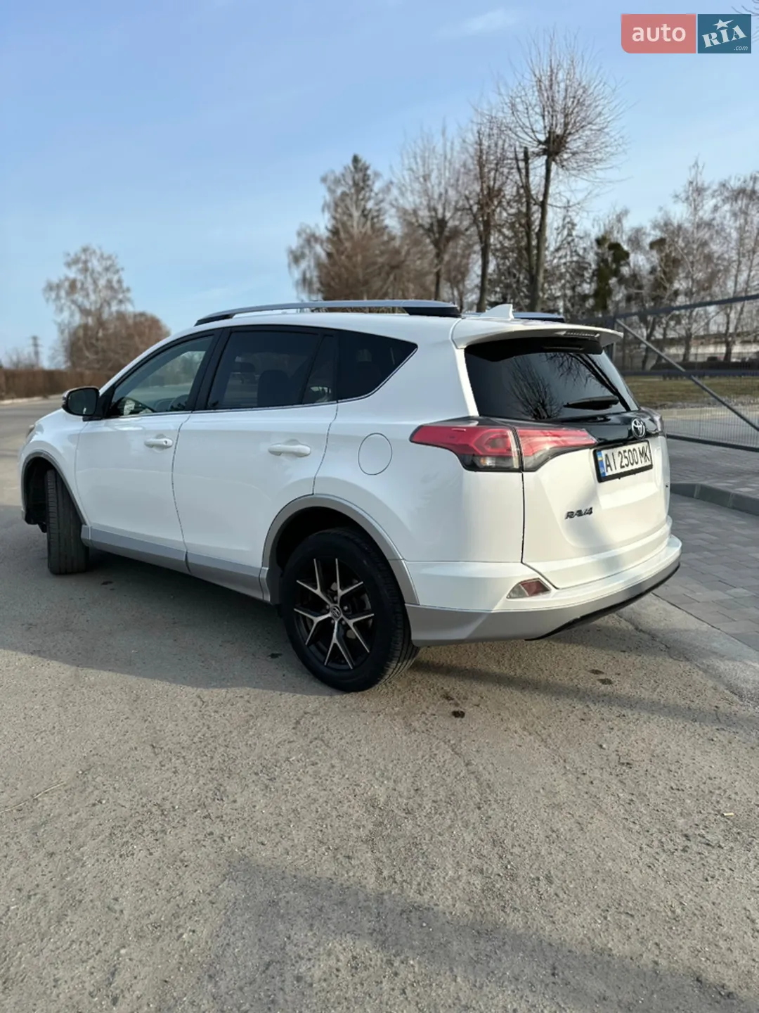 2016 Toyota RAV 4 - мініатюра 4
