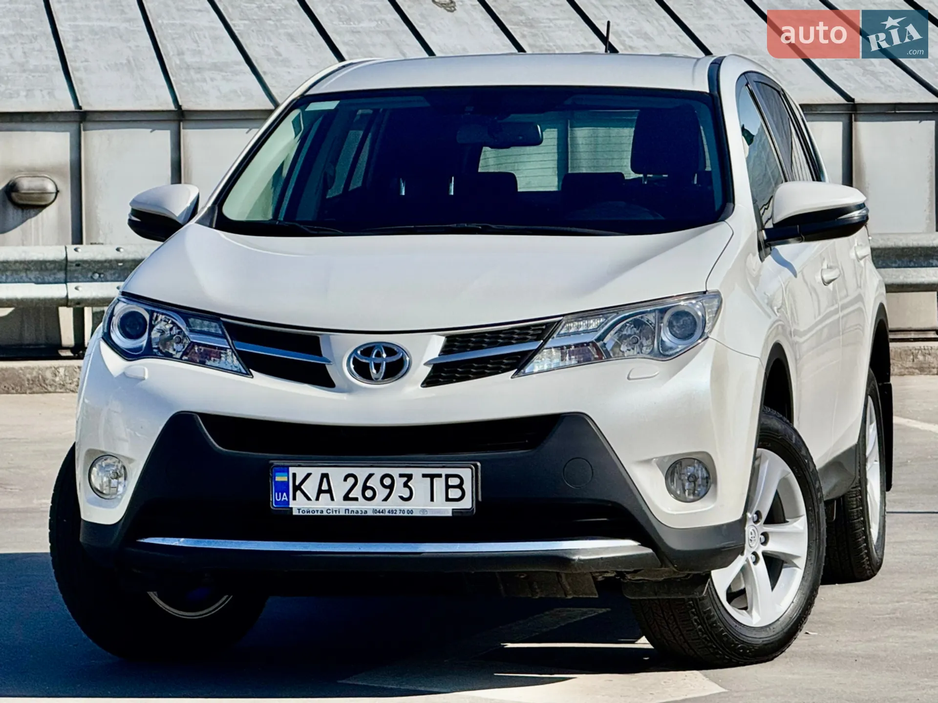 2014 Toyota RAV 4 - мініатюра 2