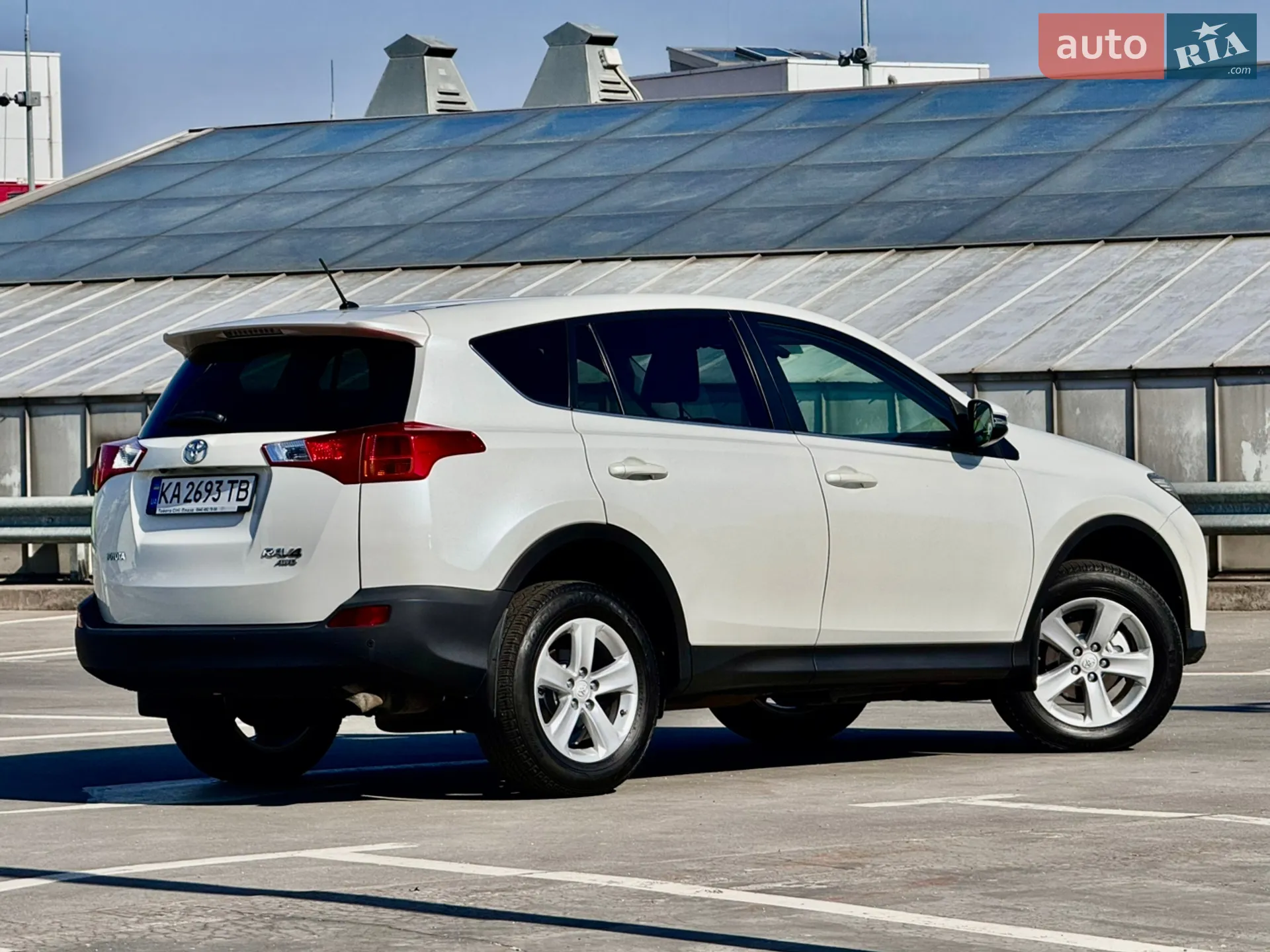 2014 Toyota RAV 4 - мініатюра 16