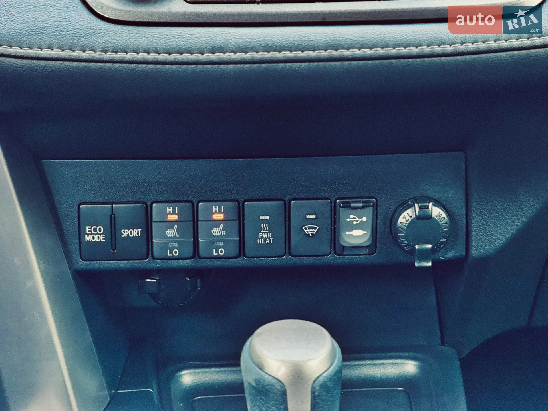 2014 Toyota RAV 4 - мініатюра 27