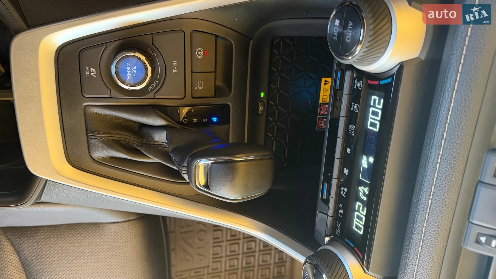 2022 Toyota RAV 4 - мініатюра 24