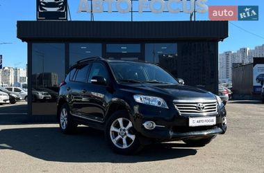 Внедорожник / Кроссовер Toyota RAV4 2011 в Киеве