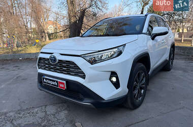 Внедорожник / Кроссовер Toyota RAV4 2023 в Киеве