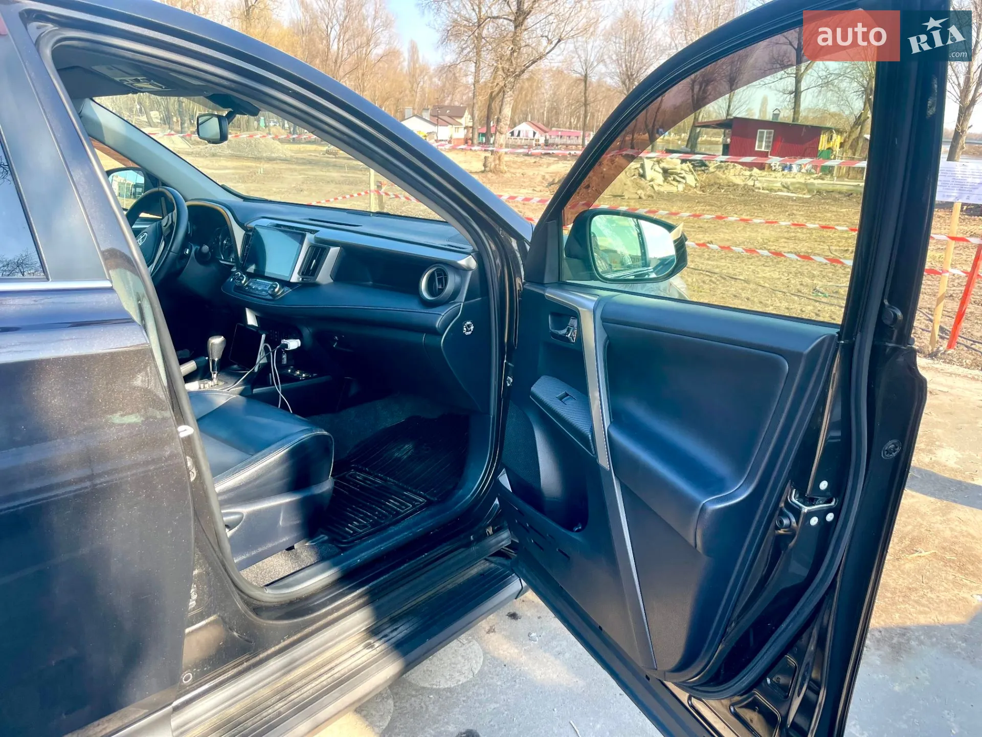 2014 Toyota RAV 4 - мініатюра 11