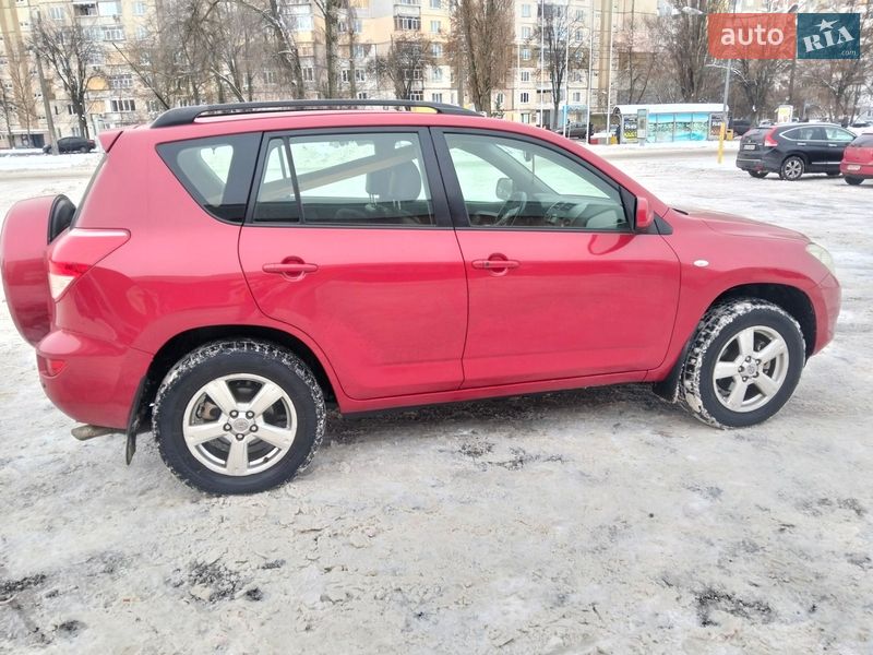 Внедорожник / Кроссовер Toyota RAV4 2008 в Броварах