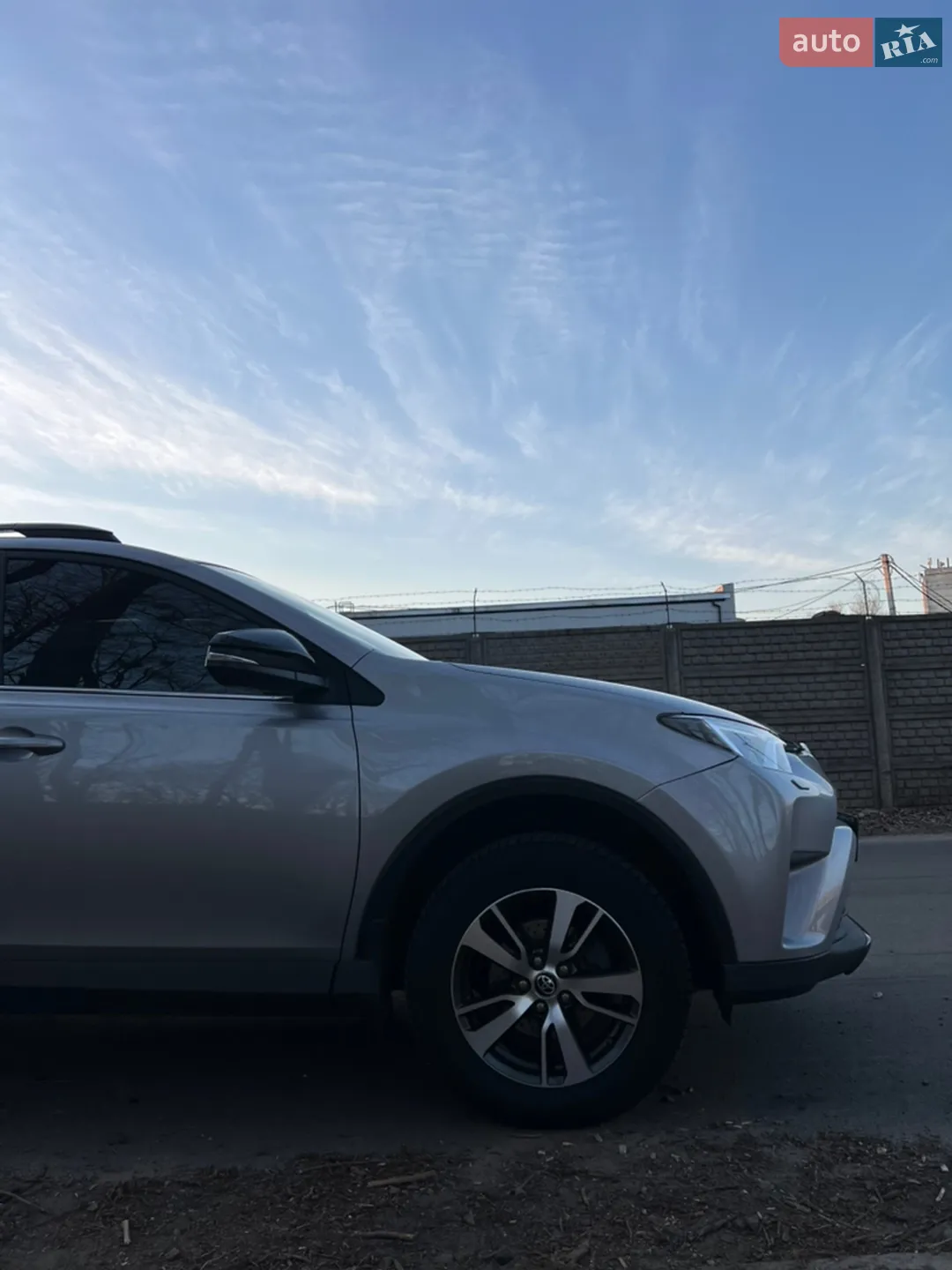 2017 Toyota RAV 4 - мініатюра 8