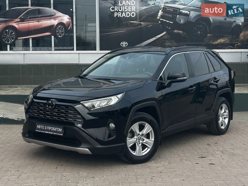 Внедорожник / Кроссовер Toyota RAV4 2020 в Черновцах