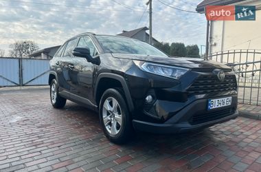 Позашляховик / Кросовер Toyota RAV4 2019 в Полтаві
