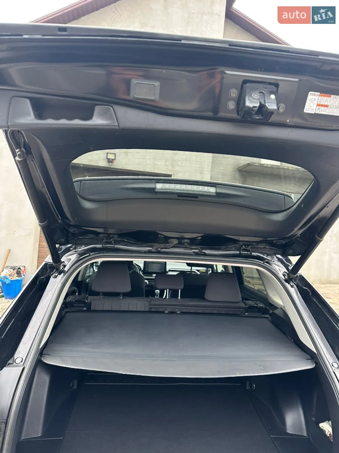 2019 Toyota RAV 4 - мініатюра 11