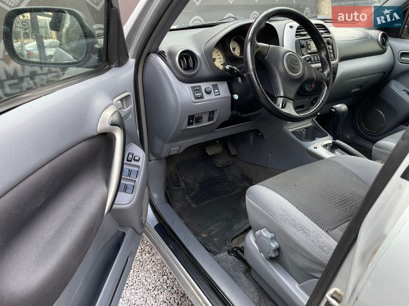 Внедорожник / Кроссовер Toyota RAV4 2001 в Киеве фото 7 Внедорожник / Кроссовер Toyota RAV4 2001 в Киеве
