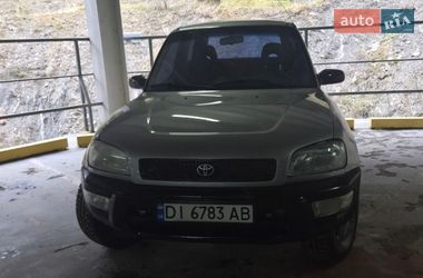 Позашляховик / Кросовер Toyota RAV4 1996 в Буковеле