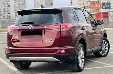 Позашляховик / Кросовер Toyota RAV4 2016 в Києві