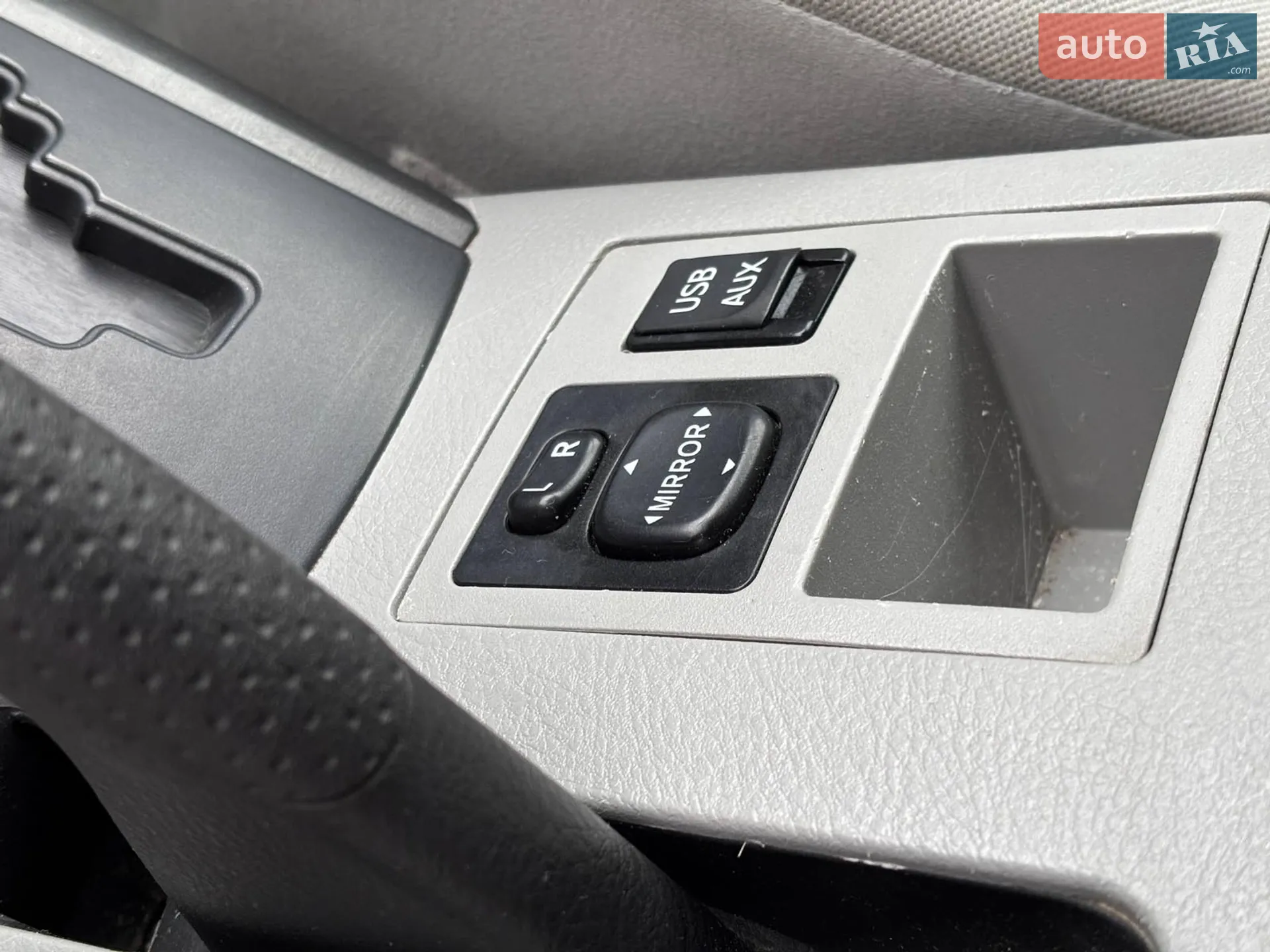 2012 Toyota RAV 4 - мініатюра 26