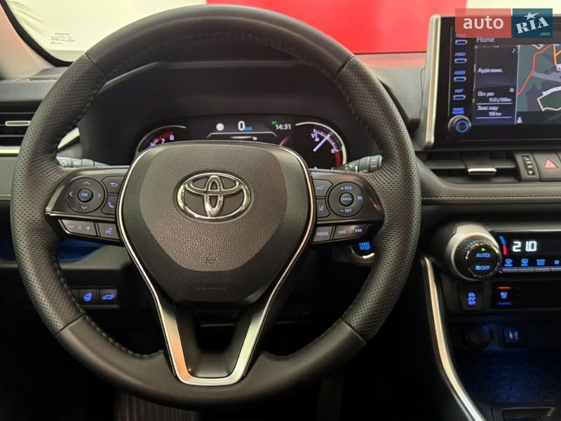 Внедорожник / Кроссовер Toyota RAV4 2019 в Ужгороде