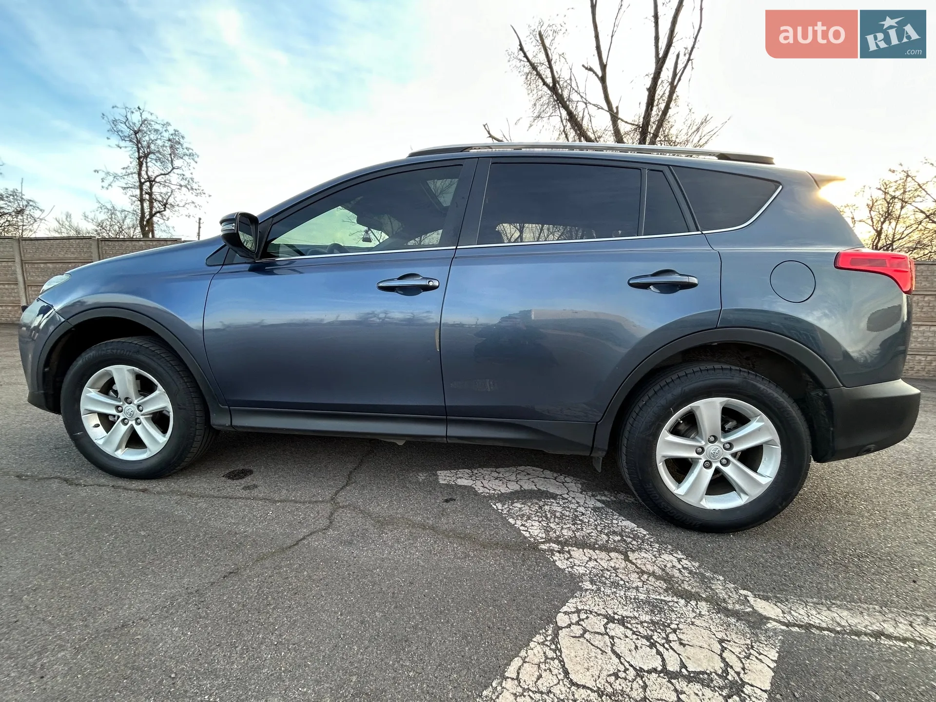 2014 Toyota RAV 4 - мініатюра 11