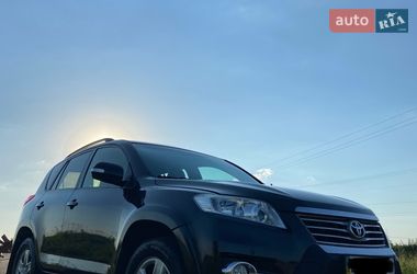 Внедорожник / Кроссовер Toyota RAV4 2012 в Ровно