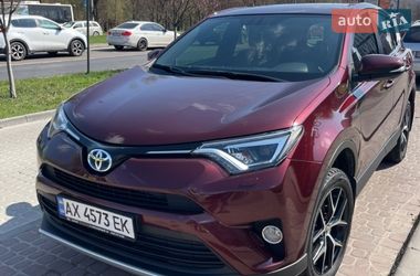 Внедорожник / Кроссовер Toyota RAV4 2016 в Львове