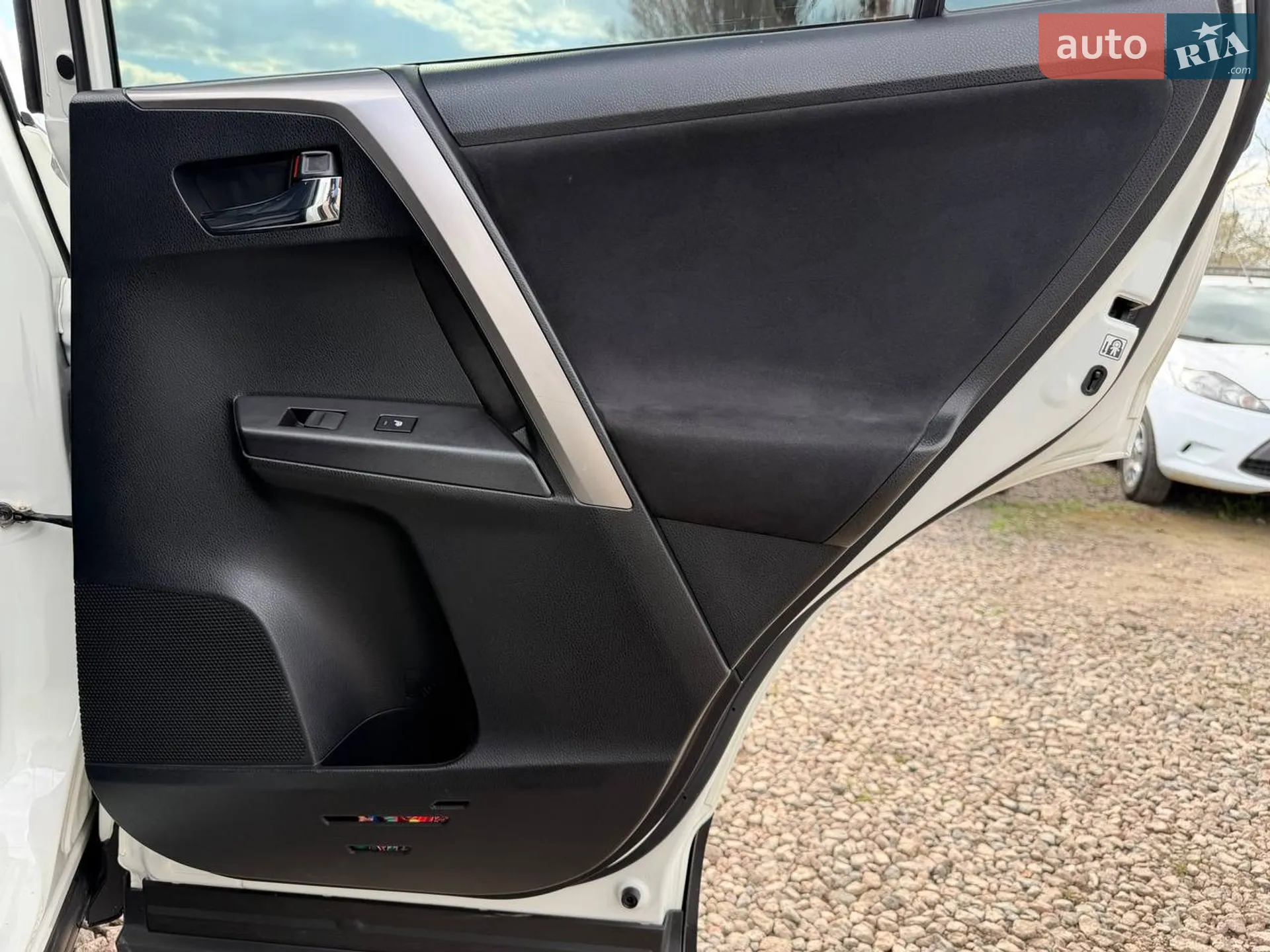 2018 Toyota RAV 4 - мініатюра 31
