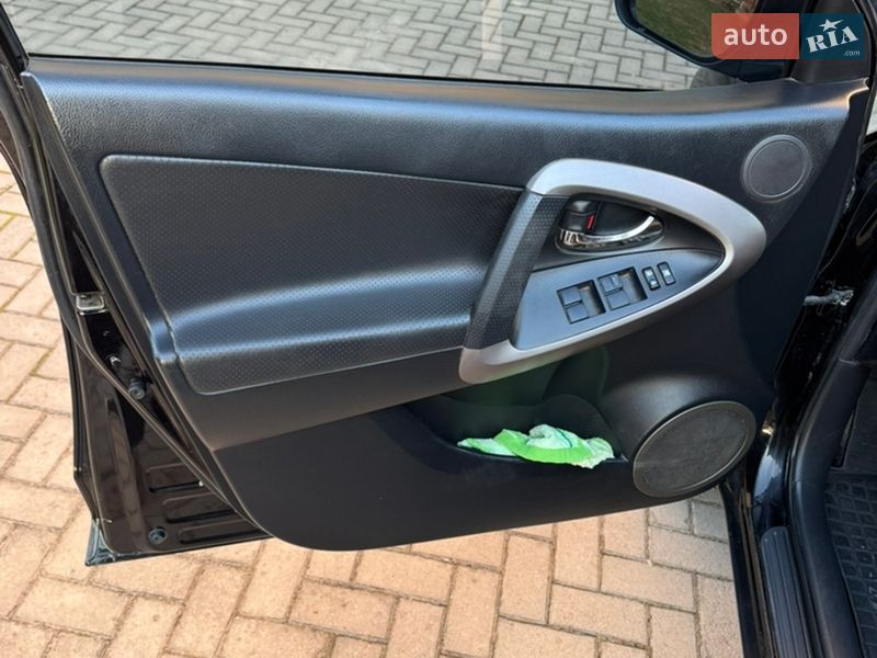 Позашляховик / Кросовер Toyota RAV4 2008 в Кам'янець-Подільському фото 49 Позашляховик / Кросовер Toyota RAV4 2008 в Кам'янець-Подільському