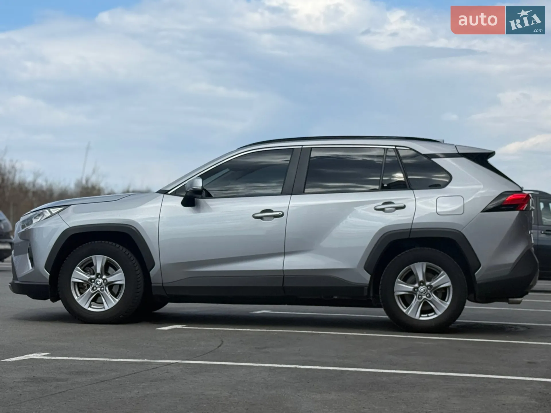 2022 Toyota RAV 4 - мініатюра 8