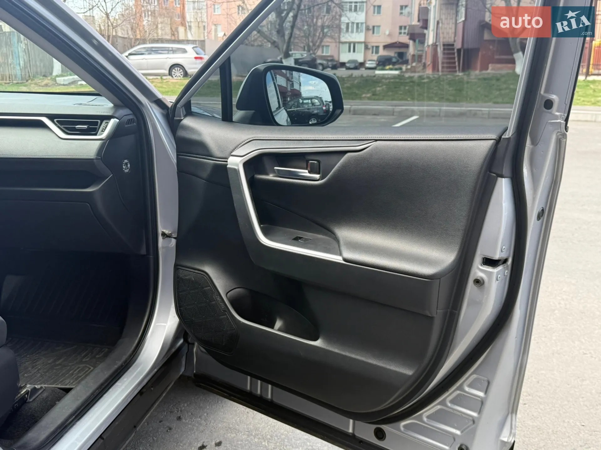 2022 Toyota RAV 4 - мініатюра 12