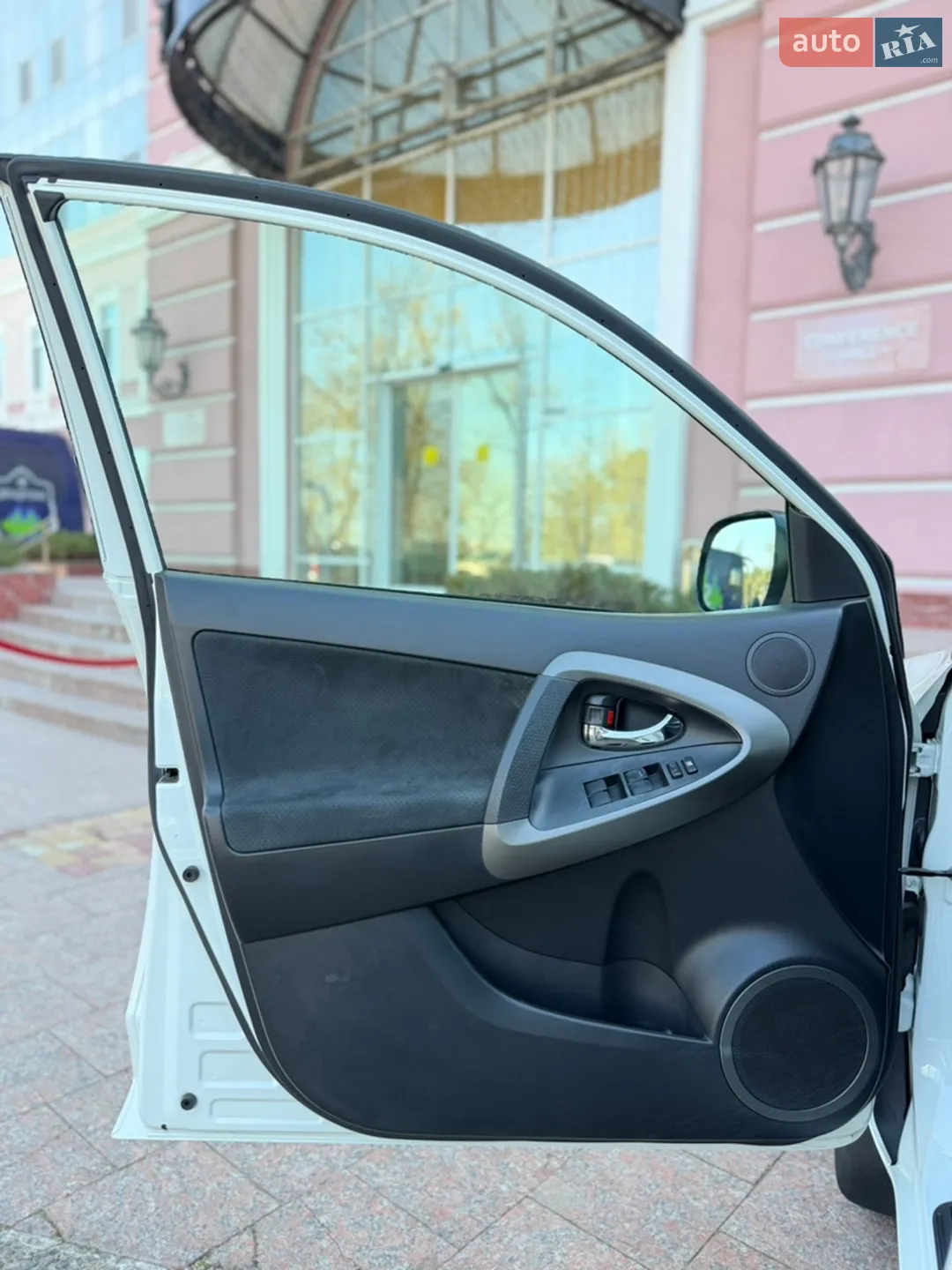 2010 Toyota RAV 4 - мініатюра 36