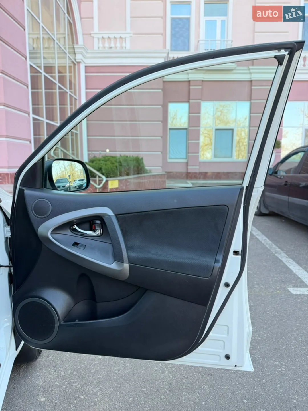2010 Toyota RAV 4 - мініатюра 46