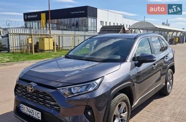 Позашляховик / Кросовер Toyota RAV4 2023 в Полтаві