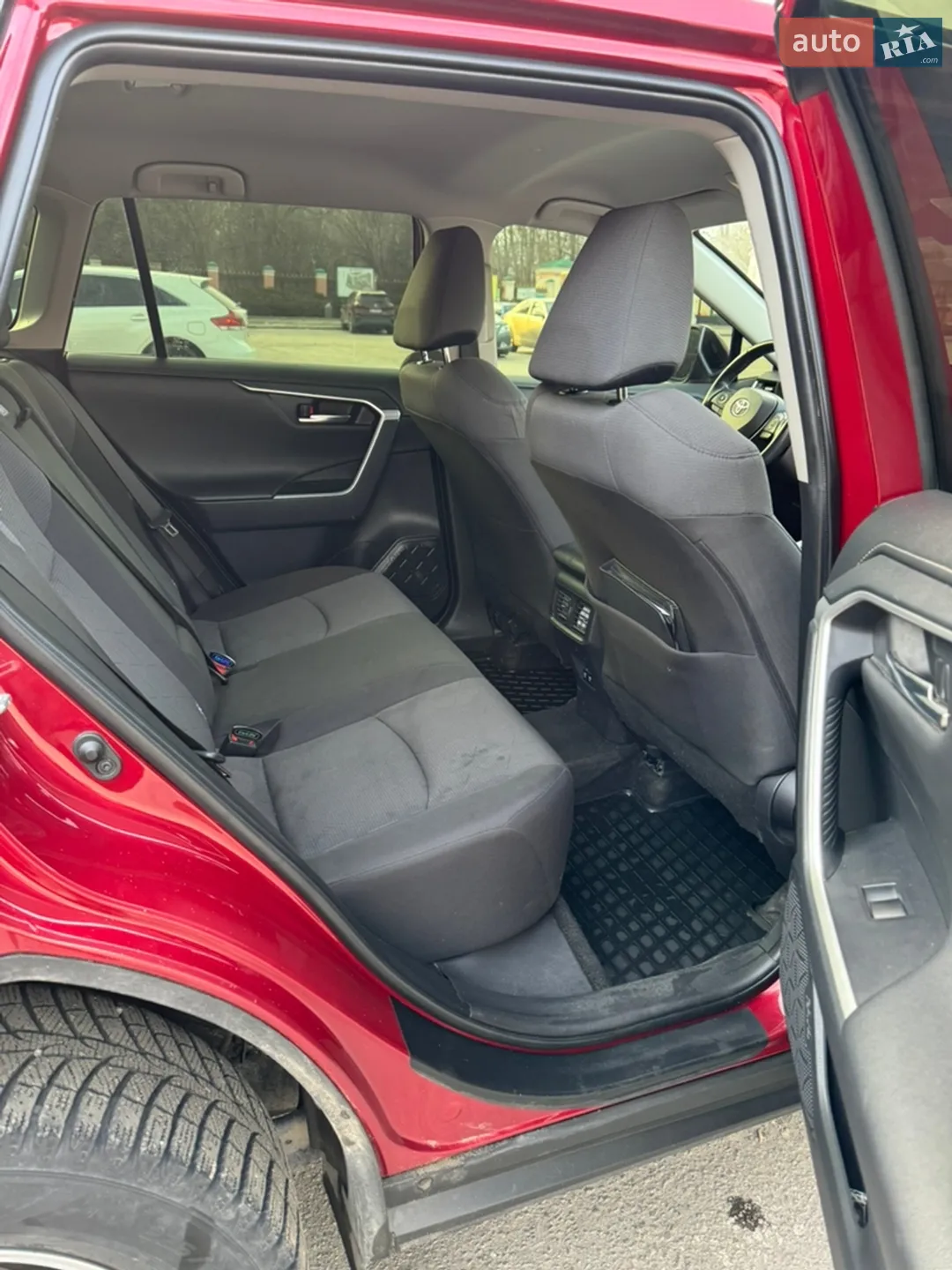 2019 Toyota RAV 4 - мініатюра 9