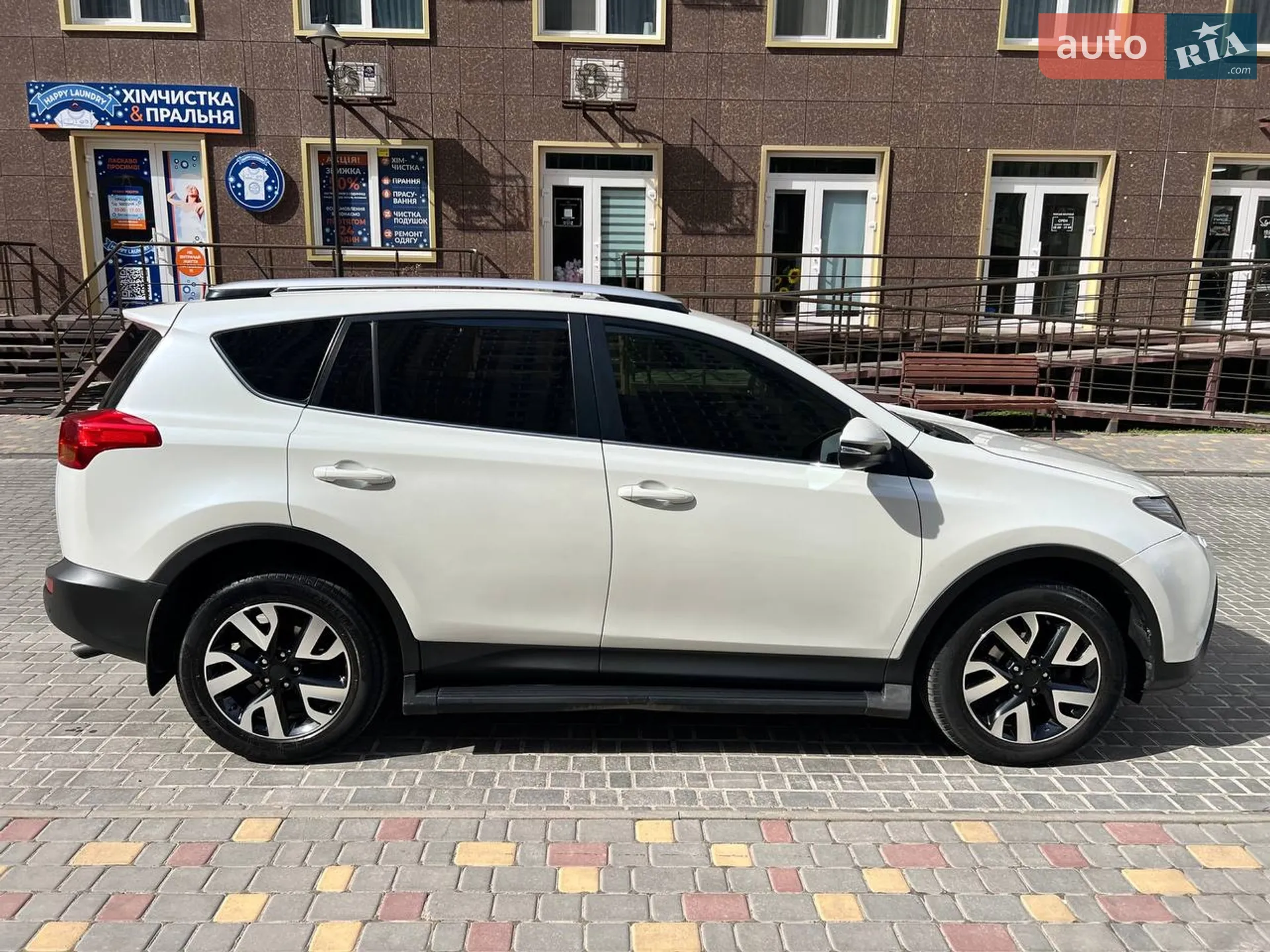 2013 Toyota RAV 4 - мініатюра 4