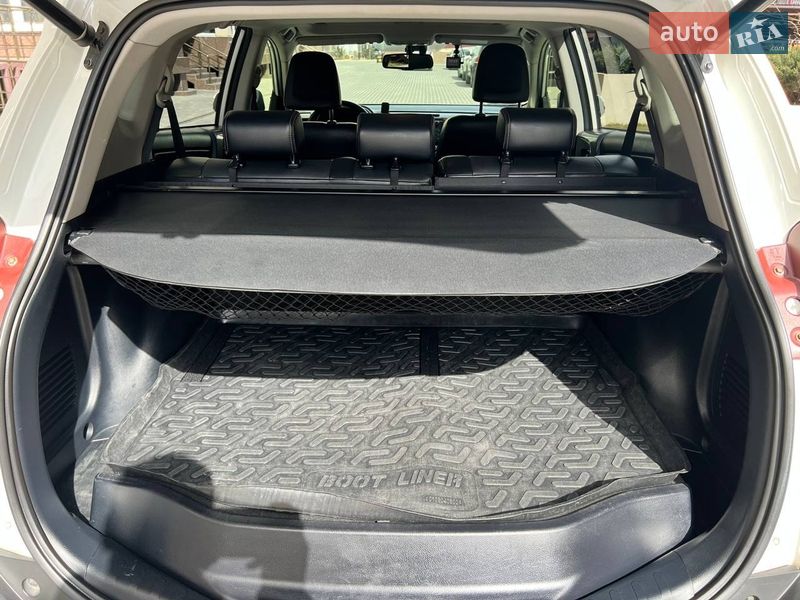 Позашляховик / Кросовер Toyota RAV4 2013 в Одесі