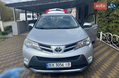 Внедорожник / Кроссовер Toyota RAV4 2014 в Дунаевцах