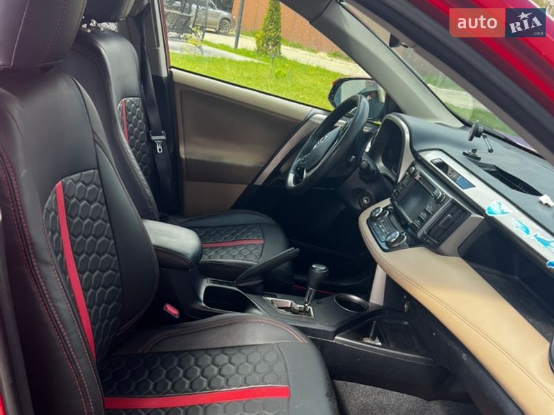 Внедорожник / Кроссовер Toyota RAV4 2013 в Одессе