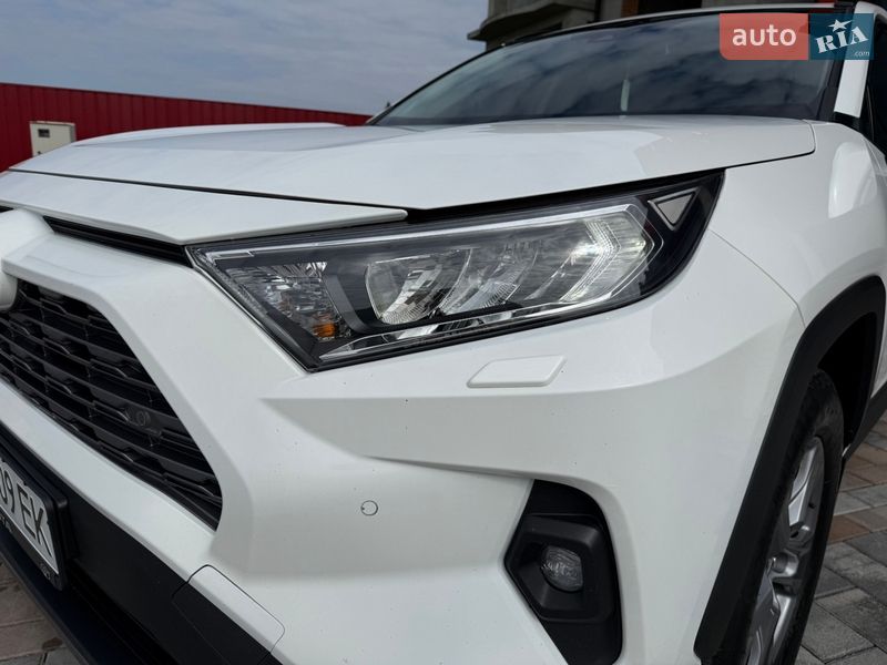 Внедорожник / Кроссовер Toyota RAV4 2022 в Тячеве фото 18 Внедорожник / Кроссовер Toyota RAV4 2022 в Тячеве