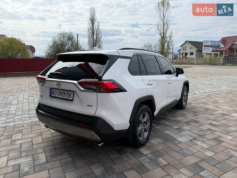 Внедорожник / Кроссовер Toyota RAV4 2022 в Тячеве фото 28 Внедорожник / Кроссовер Toyota RAV4 2022 в Тячеве