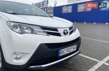 Позашляховик / Кросовер Toyota RAV4 2013 в Шептицькому