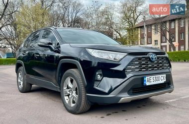 Позашляховик / Кросовер Toyota RAV4 2022 в Києві