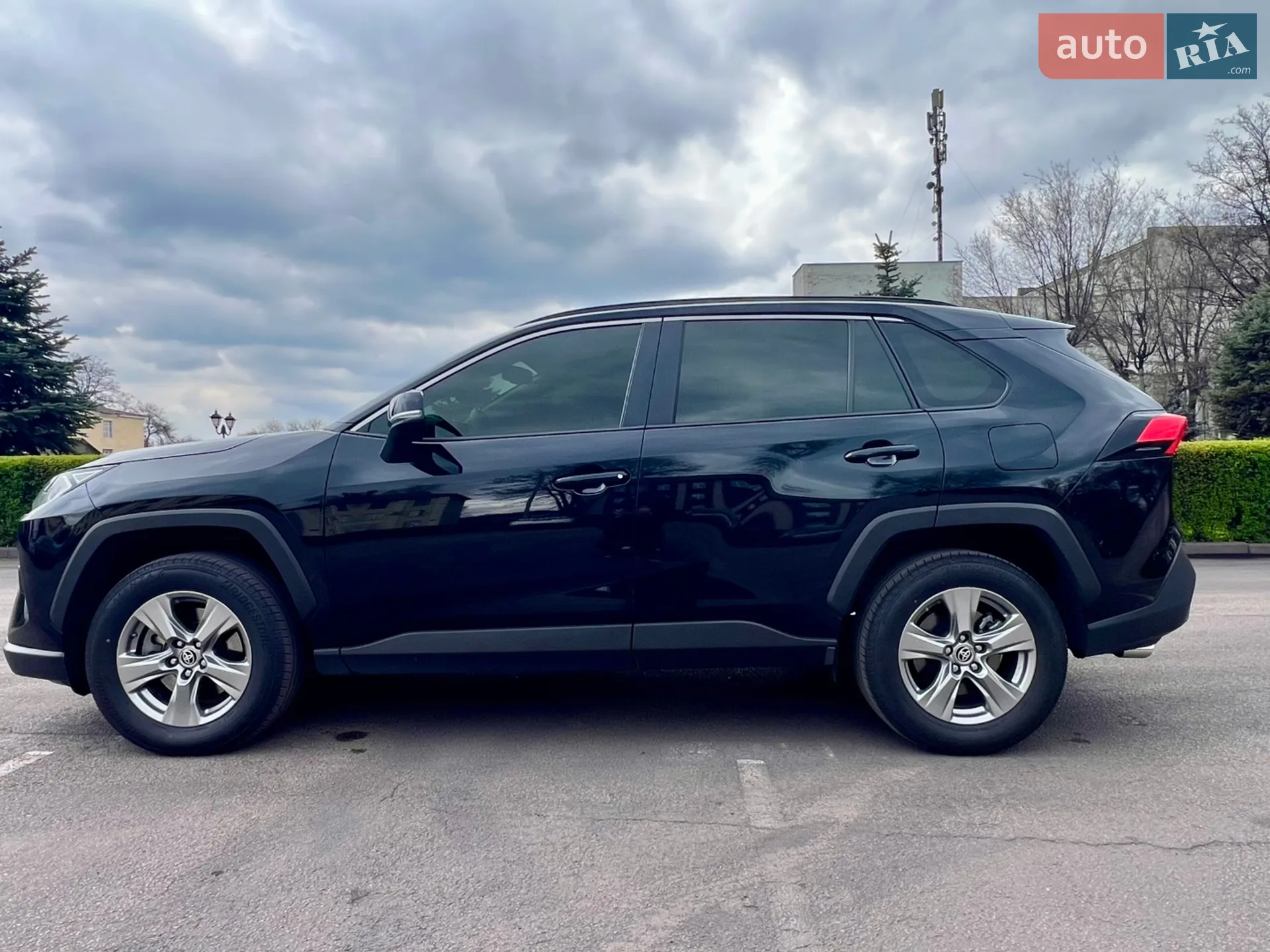 2022 Toyota RAV 4 - мініатюра 7