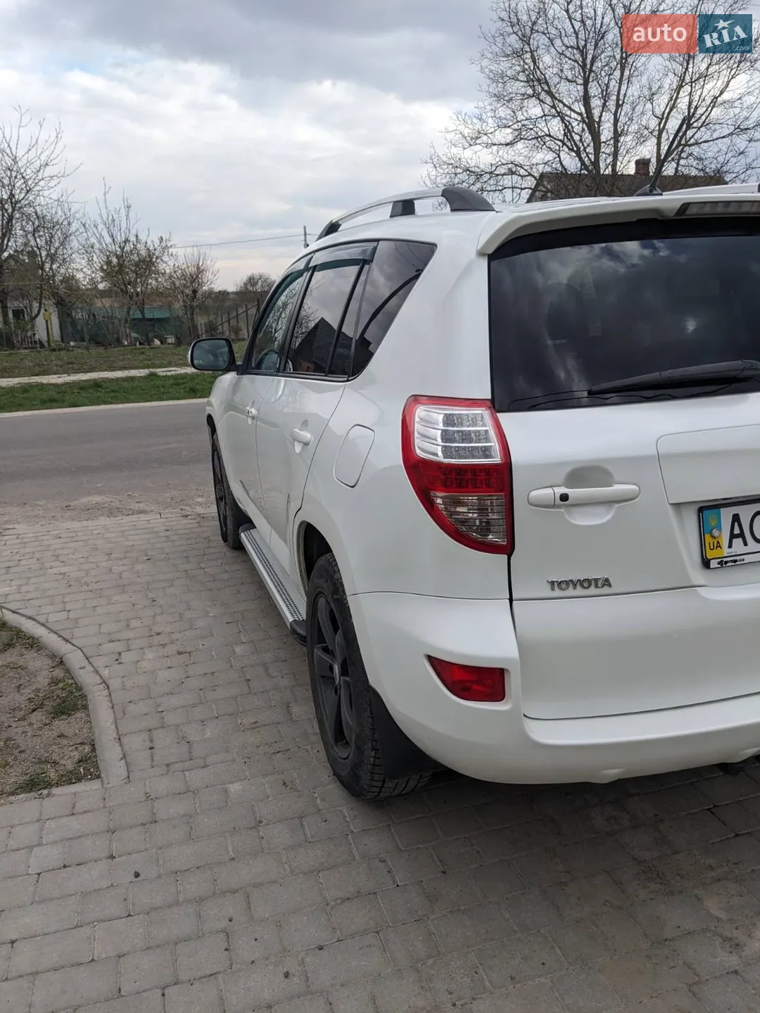 2010 Toyota RAV 4 - мініатюра 2