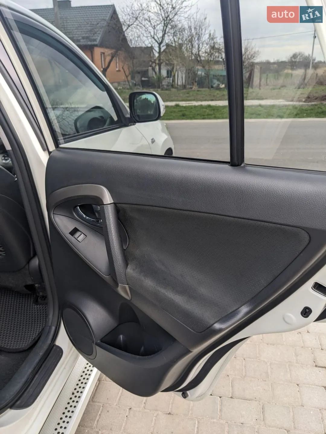 2010 Toyota RAV 4 - мініатюра 27