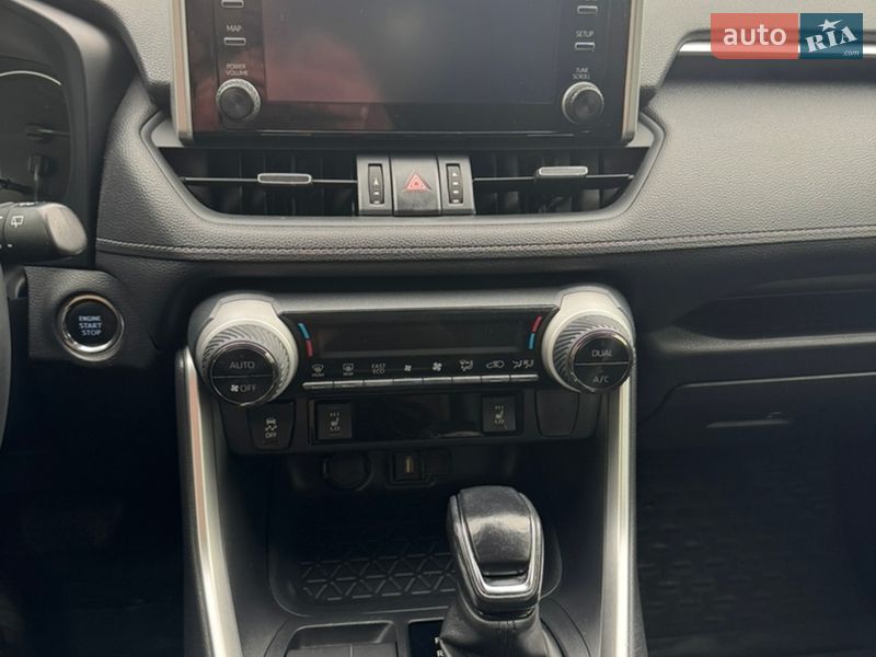 Внедорожник / Кроссовер Toyota RAV4 2020 в Львове фото 15 Внедорожник / Кроссовер Toyota RAV4 2020 в Львове
