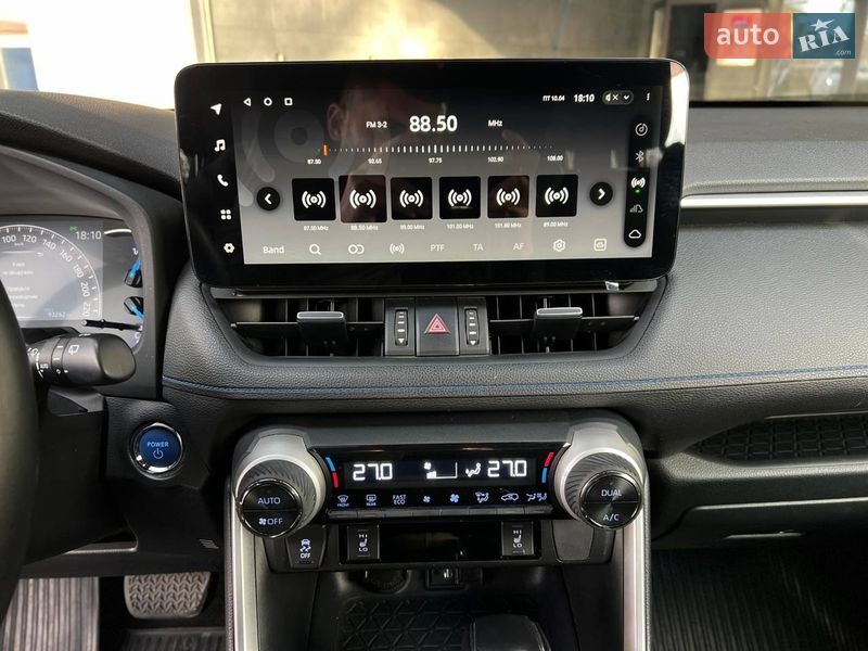 Внедорожник / Кроссовер Toyota RAV4 2018 в Одессе